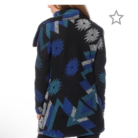 Thread & Supply Southwest Winter Jacket size large - Picture 4 of 6